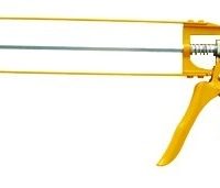 106812 PISTOLA P/SILICONE AMARELA