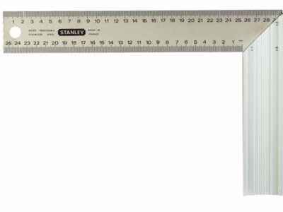1-45-685 ESQUADRO CARP.140x250MM
